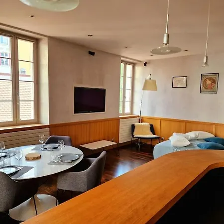 Appartement Annecy Centre Historique Parking Inclus Exterior foto